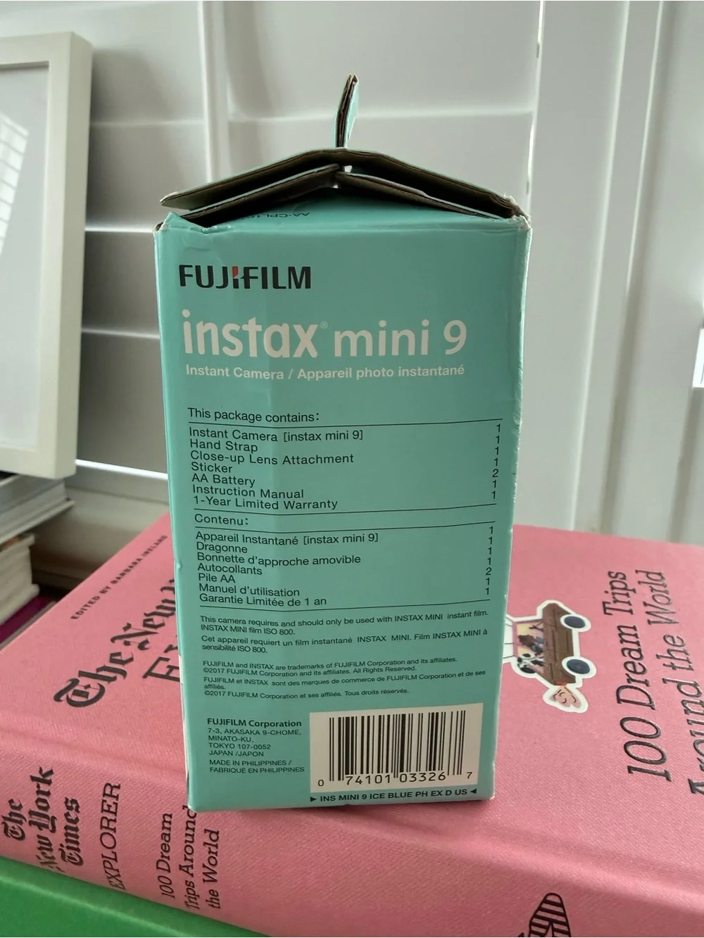 Fujifilm Instax Mini 9 Instant Camera Box - Ice Blue Packaging